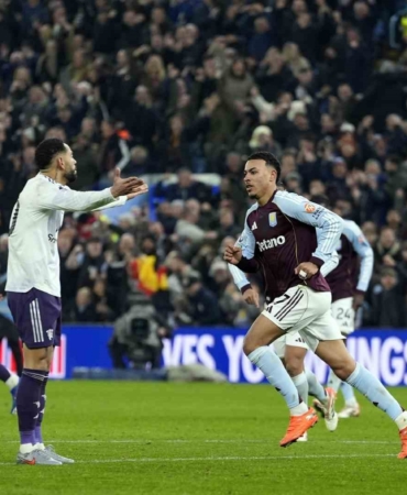 Aston Villa, Manchester United’ı da devirdi