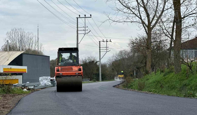 Söğütlü’nün ulaşım ağı güçleniyor