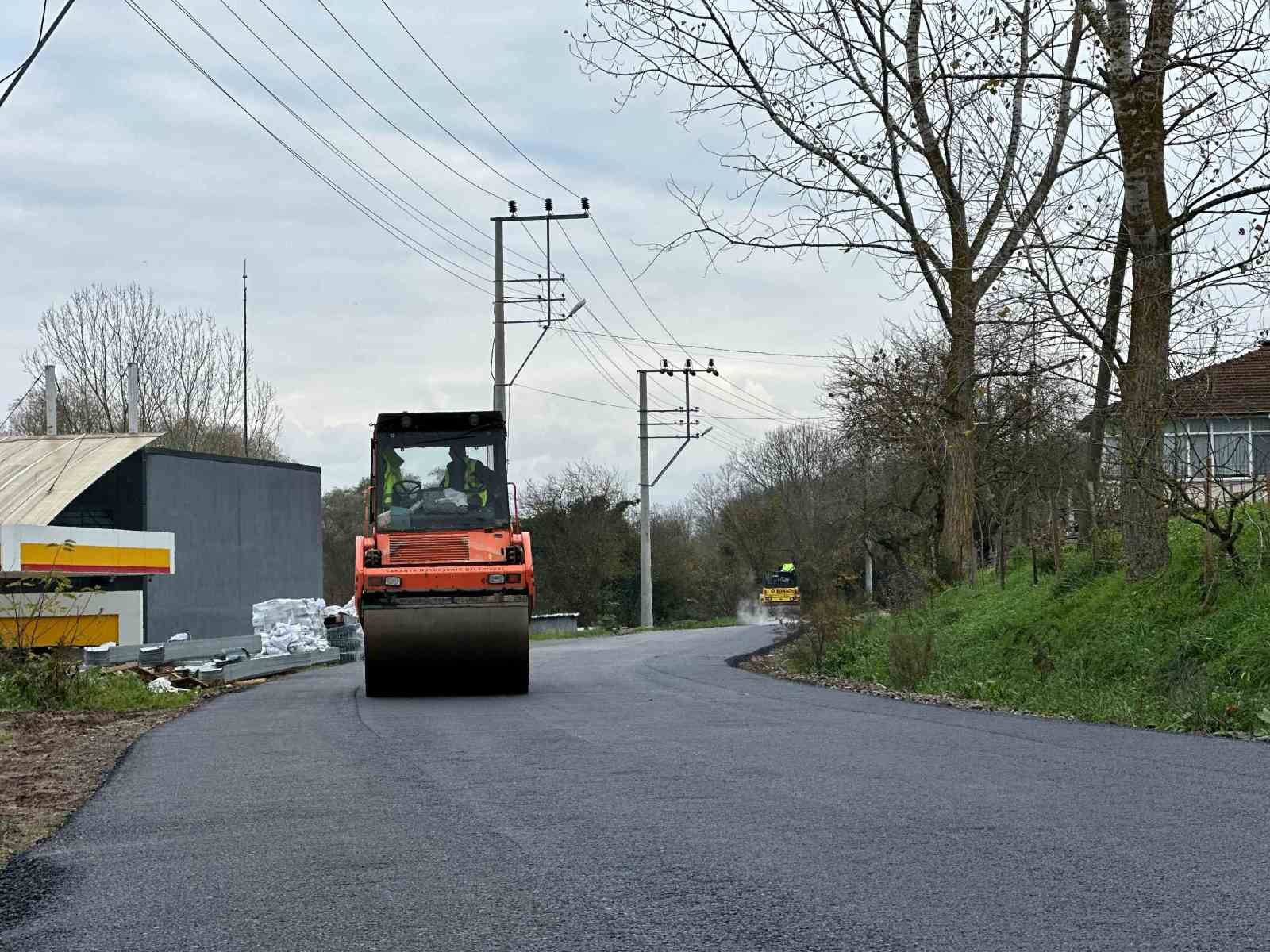 Söğütlü’nün ulaşım ağı güçleniyor