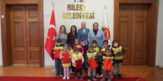 Başkan Subaşı kreş öğrencilerini belediyede ağırladı