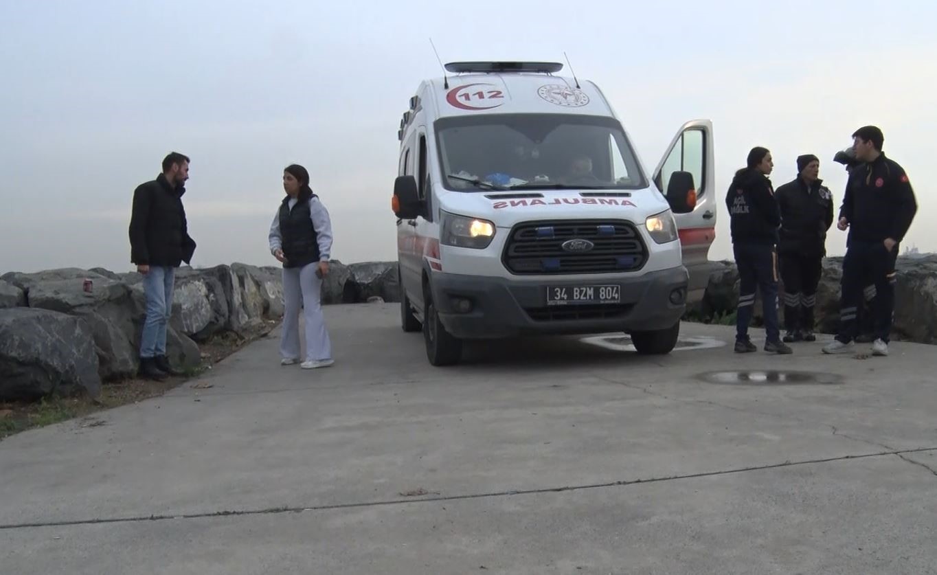 Avcılar’da karısına intihar mesajı atan sarhoş adam ortalığı ayağa kaldırdı