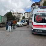 Bilecik’te kamyon ile hafif ticari araç çarpıştı; 4 yaralı