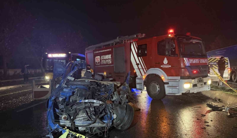 Başakşehir’de kontrolden çıkan beton mikseri zincirleme kazaya neden oldu: 2 ölü, 6 yaralı