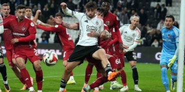 Trendyol Süper Lig: Beşiktaş: 1 - Gaziantep FK: 1 (İlk yarı)