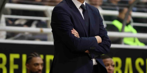 Basketbol Süper Ligi: Merkezefendi Basketbol: 64 - Fenerbahçe Beko: 87