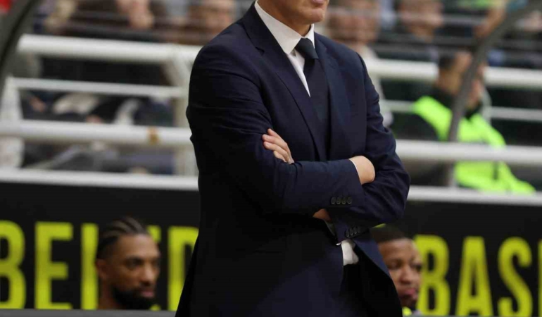 Basketbol Süper Ligi: Merkezefendi Basketbol: 64 - Fenerbahçe Beko: 87