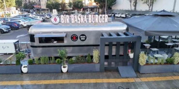 Ümraniye’de gençler için ekonomik menü sunan mekan kapılarını açtı