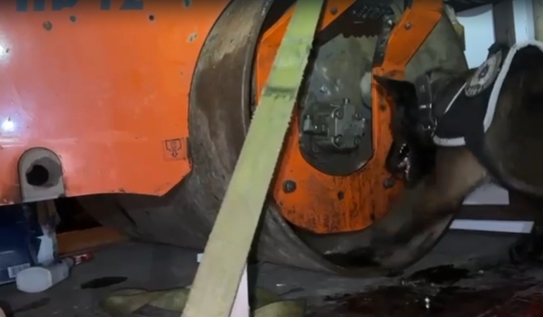 Kocaeli’de dev operasyon: Asfalt silindirinde 102 kilo metamfetamin bulundu