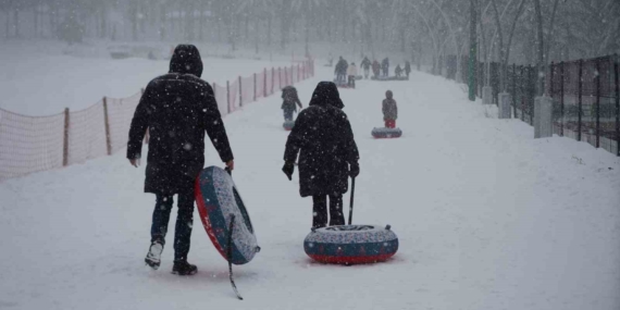 Kış turizminin gözdesi Kartepe’de kar sevinci