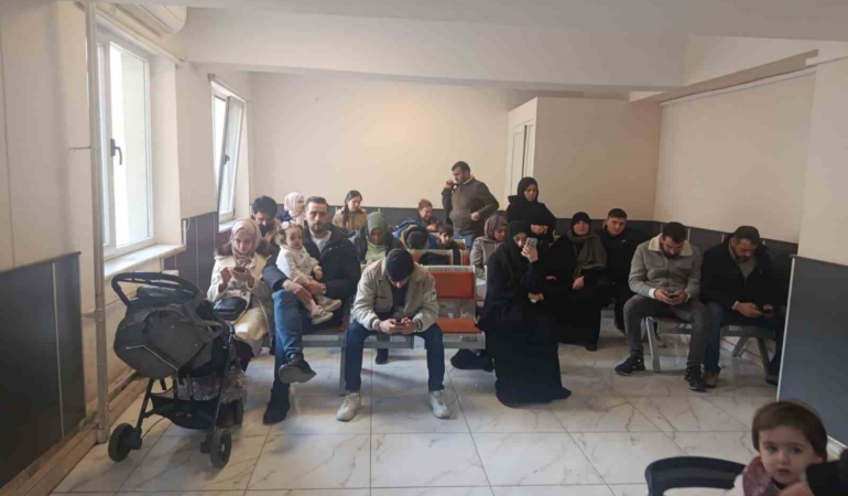 Yeni yıla günler kala nüfus müdürlüklerinde yoğunluk yaşanıyor