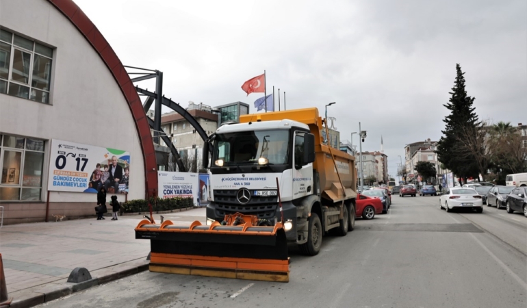 Küçükçekmece Belediyesi kış hazırlıklarını tamamladı