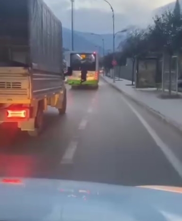 Trafikte tehlikeli anlar