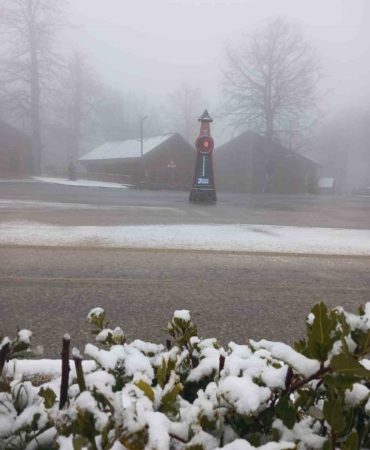Samanlı Dağları’nın zirvesinde kar yağışı devam ediyor
