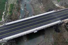 20 mahalleyi birbirine bağlayan köprüde yenileme çalışmaları sona geldi