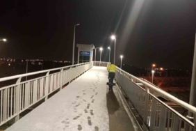 Kocaeli’de karla mücadele çalışmaları sürüyor