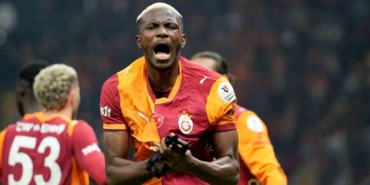 Victor Osimhen bu sezonki gol sayısını 11’e çıkardı