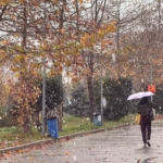 Lapa lapa yağdı, aniden bitti: Kampüste kar sadece 5 dakika sürdü