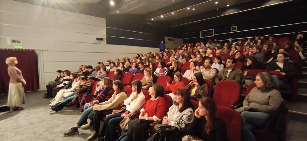 Pelin Esmer, yeni filmiyle Nilüfer’de sinemaseverlerle buluştu