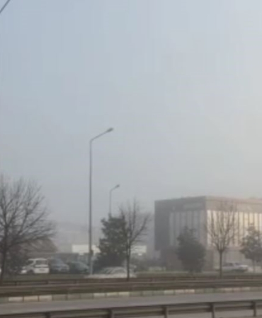 Bursa-Balıkesir yolunda yoğun sis etkili oldu