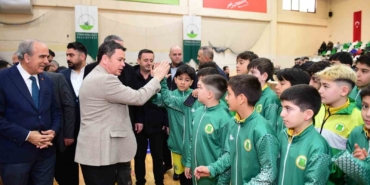 Osmangazi Belediyesi’nden amatör spor kulüplerine malzeme desteği