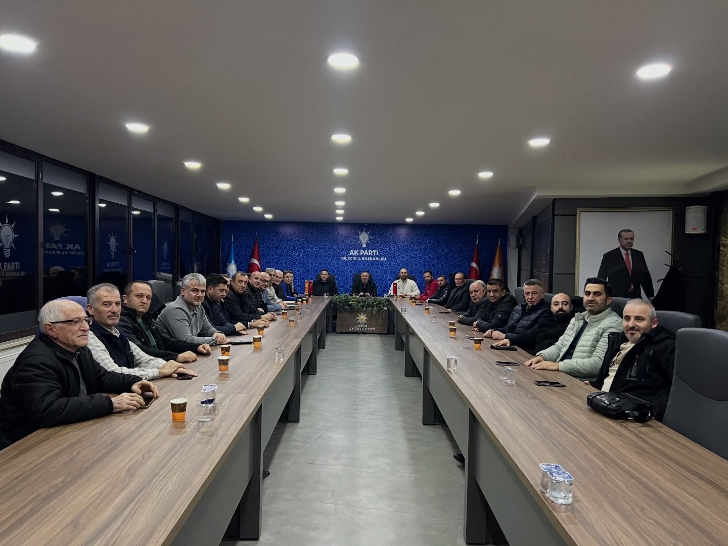 AK Parti Bilecik’te haftalık il yönetim kurulu toplantısı yapıldı