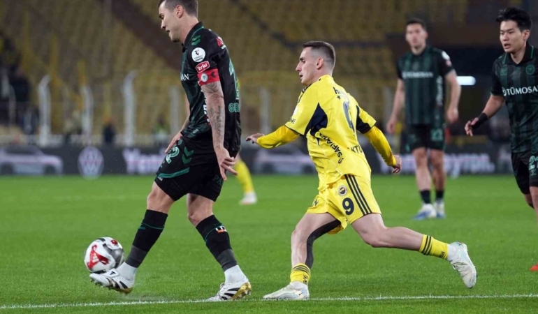 Trendyol Süper Lig: Fenerbahçe: 0 - Konyaspor: 0 (Maç devam ediyor)
