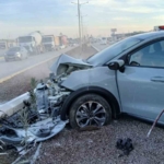 Hurdaya dönen araçtan yaralı kurtuldu