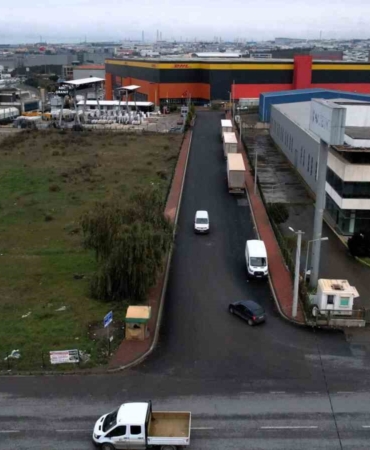 Çayırova’da hal binasına ulaşım güçlendirildi