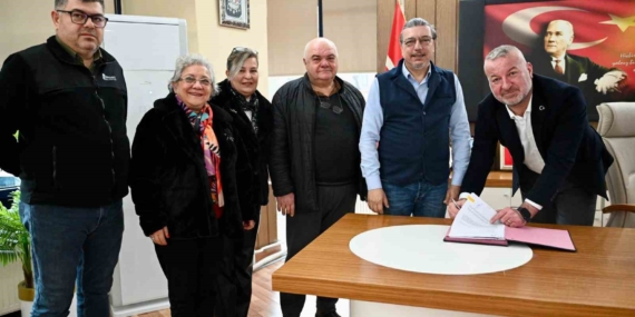 Karacabey’de kültür ve sanat için imzalar yeniden atıldı