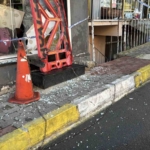 Sarıyer’de üst katı kayıp gecekonduya yaslanan bina havadan görüntülendi
