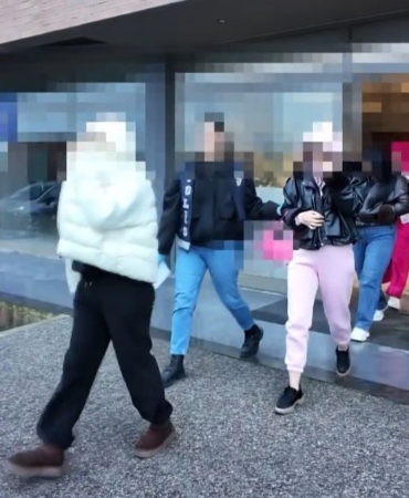 Kocaeli merkezli fuhuş operasyonunda 12 kişi gözaltına alındı, 14 kadın kurtarıldı