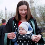 Pencereden düşen avukat kaldırıldığı hastanede kurtarılamadı