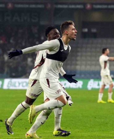 Ernest Muçi Beşiktaş’ı bekliyor