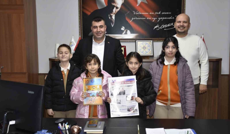 Karacabey Belediyesi, öğrencilerin yanında