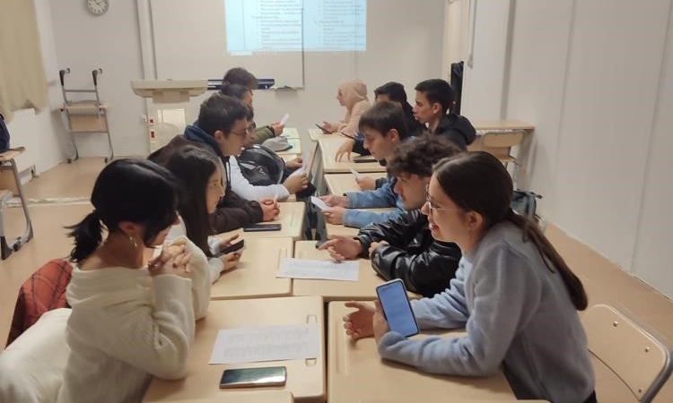 BŞEÜ’de İngilizce pratik etkinliği