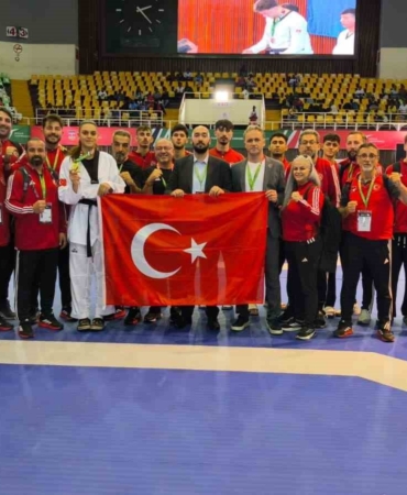 Zehra Begüm Kavukcuoğlu, dünya şampiyonu