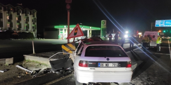 Marmaraereğlisi’nde otomobil refüje çarptı: 1 kişi hayatını kaybetti