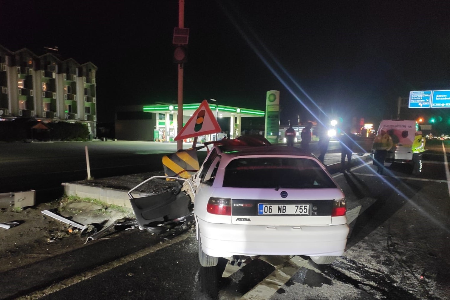 Marmaraereğlisi’nde otomobil refüje çarptı: 1 kişi hayatını kaybetti