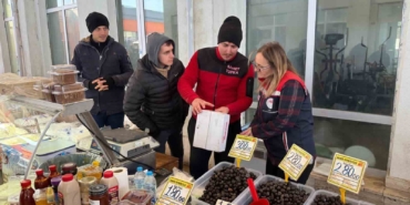 Edirne’de pazar yerinde gıdalar ve fiyatlar kontrol edildi