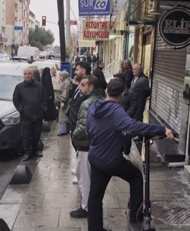 Sultangazi’de kuyumcu vurgunu: Altınları alıp kayıplara karıştı