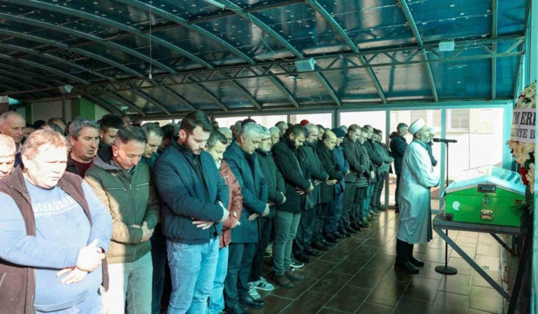 Şehit Babası Mustafa Bayraktar son yolculuğuna uğurlandı