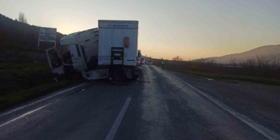 Bilecik’te tır kontrolden çıktı: 1 yaralı