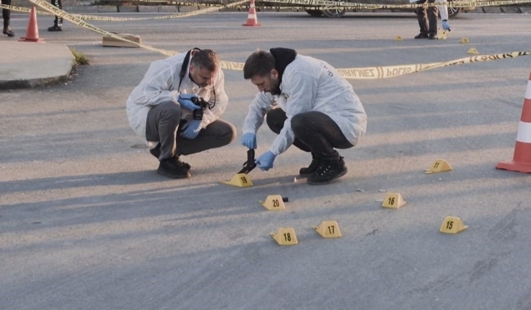 Sultangazi’de kız öğrenciye silahlı saldırı