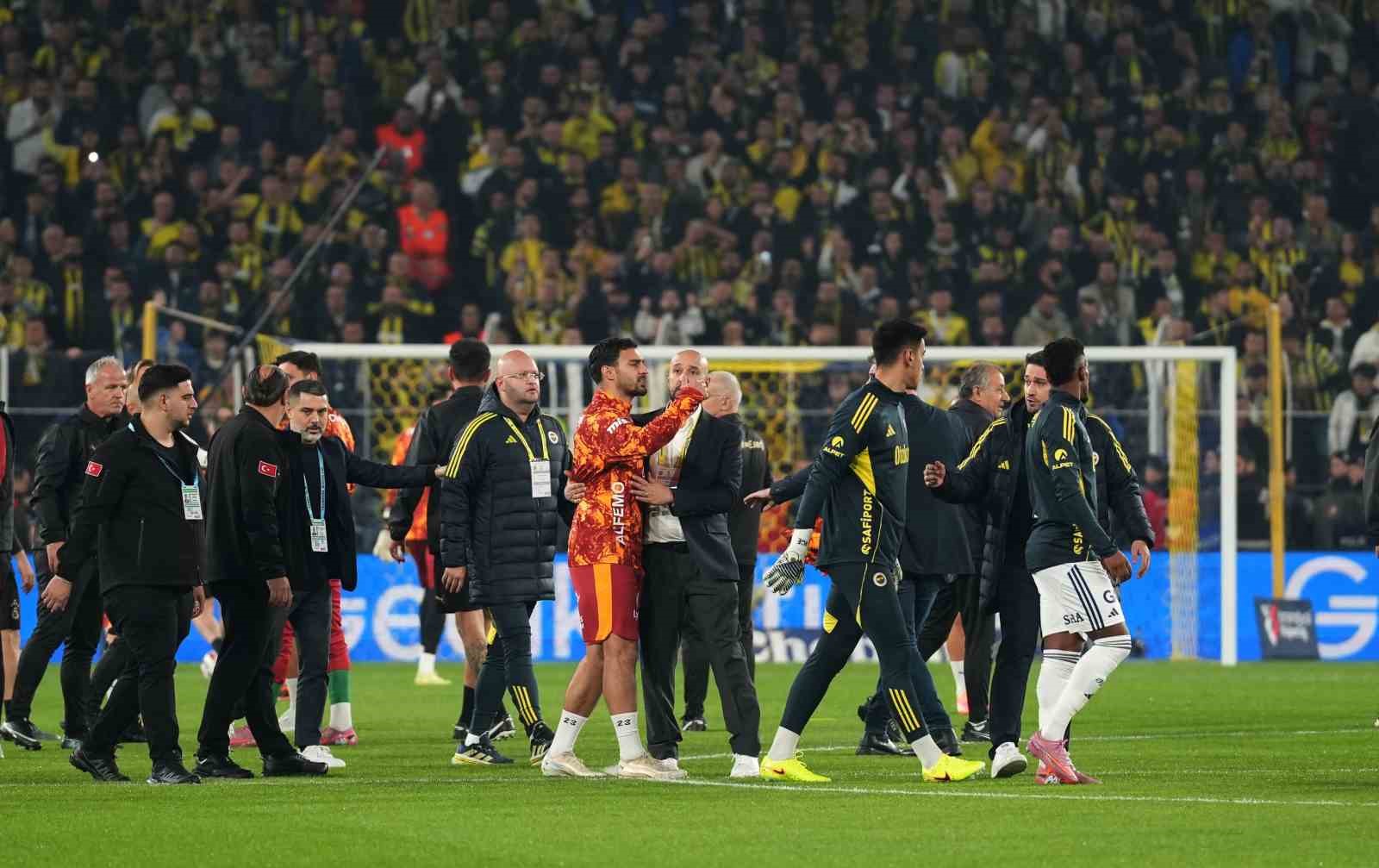 Derbide ısınmada gerginlik