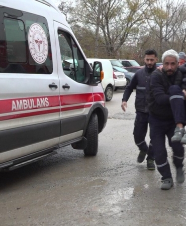 Beton fabrikasında yangın: 2 işçi dumandan etkilendi