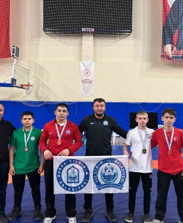 Minderde Yıldırım rüzgarı