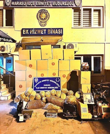 Sakarya’da polis kaçakçılara göz açtırmıyor: 2 gözaltı