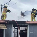 Bursa’da müstakil evde yangın: Dumandan etkilenen yaşlı adam hastaneye kaldırıldı