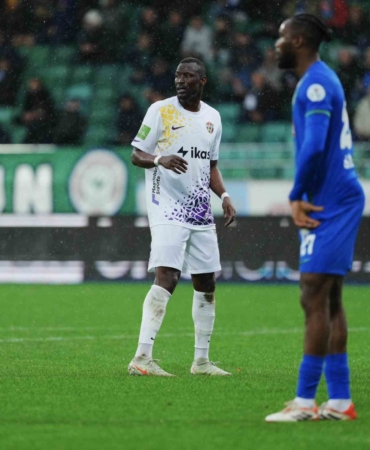 Eyüpspor, Mame Thiam ile yollarını ayırdı