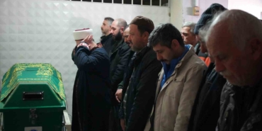 Bulgaristan’daki kazada hayatını kaybeden tır sürücüsü, Sakarya’da defnedildi